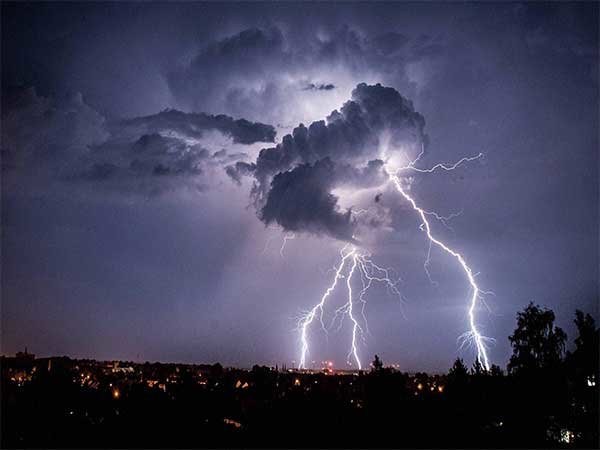 lightning 