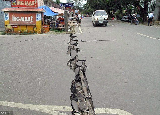  2012 earthquake in the Philippines 