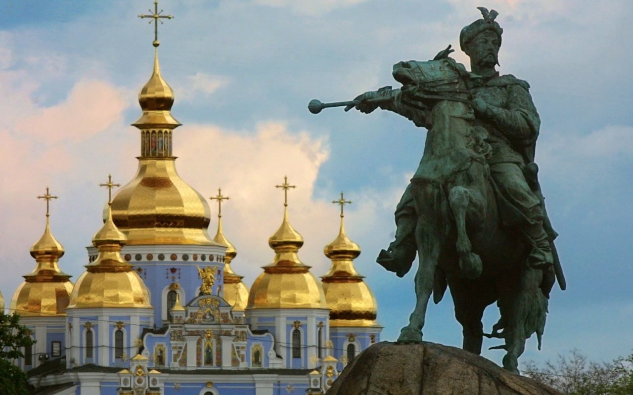 Russian buildings in East Ukraine