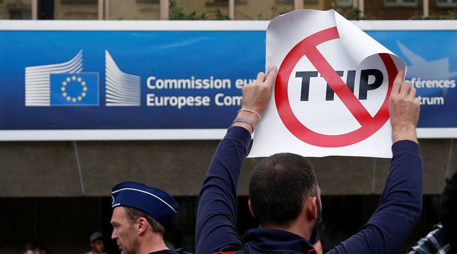 Click to enlarge ttip protest
