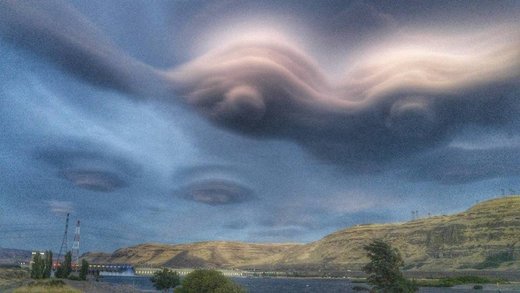 Lenticular clouds over Central Washington