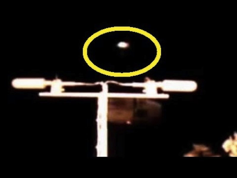 ufo near space station