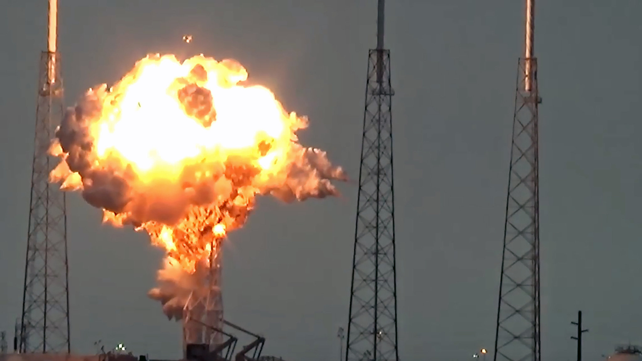 spacex explosion