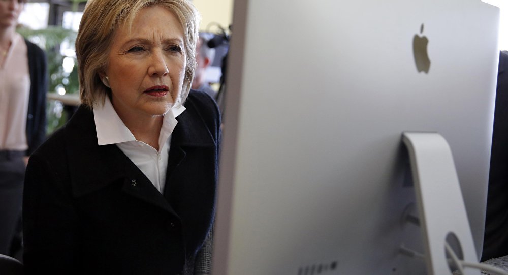 Clinton Cyberattacke