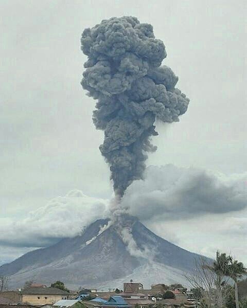 Sinabung volcano