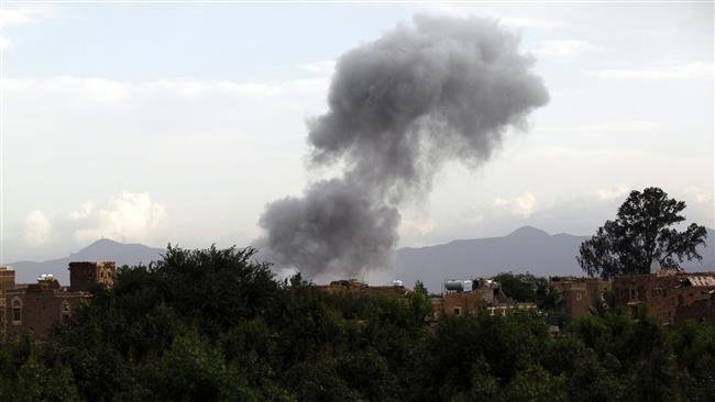 Saudi forces bombs in the Yemeni capital