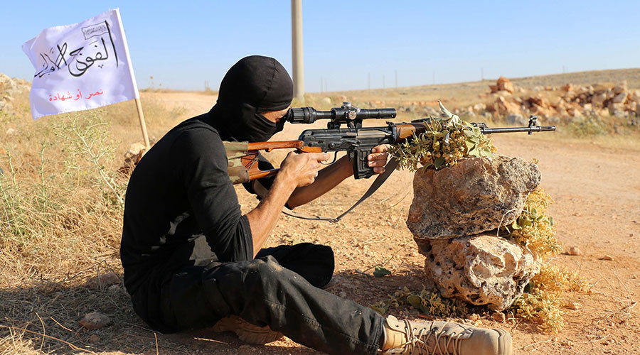 Free Syrian Army fighter