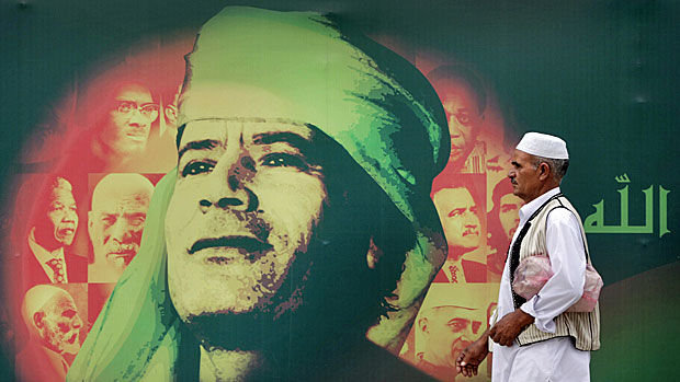 Click to enlarge Gaddafi mural