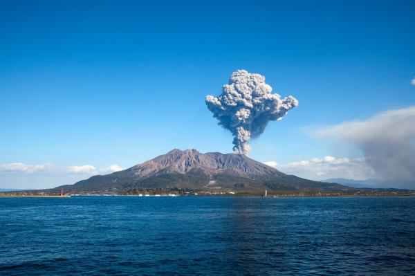 Click to enlarge Japan's Sakurajima volcano