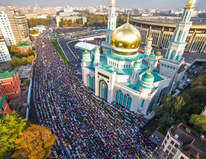 Click to enlarge cathedral mosque moscow