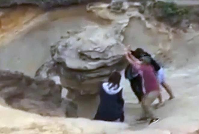 rock formation destroyed oregon