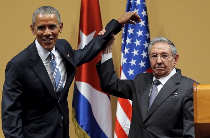 US President Barack Obama and Cuban President Raul Castro
