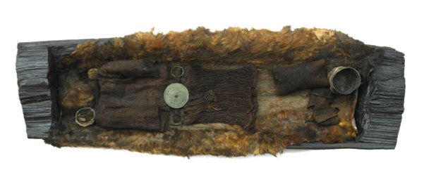 Click to enlarge Egtved Girl oak coffin