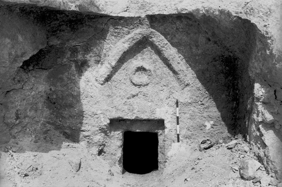 Click to enlarge jesus tomb