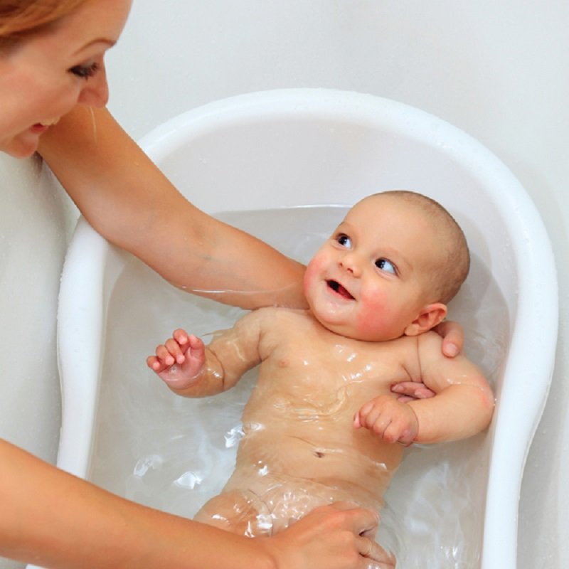 Baby bathing