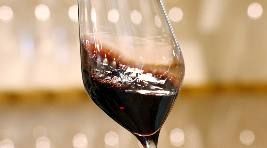 Click to enlarge wine glass