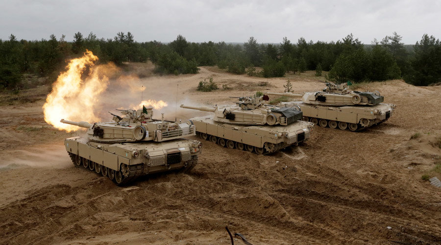 Click to enlarge U.S. M1 Abrams tanks