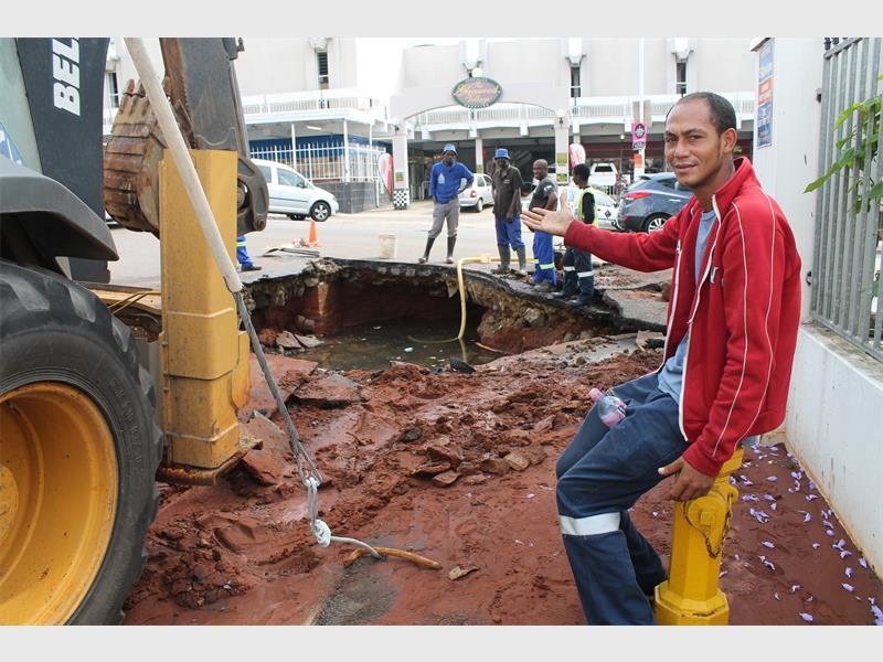 Click to enlarge Glenwood, SA sinkhole
