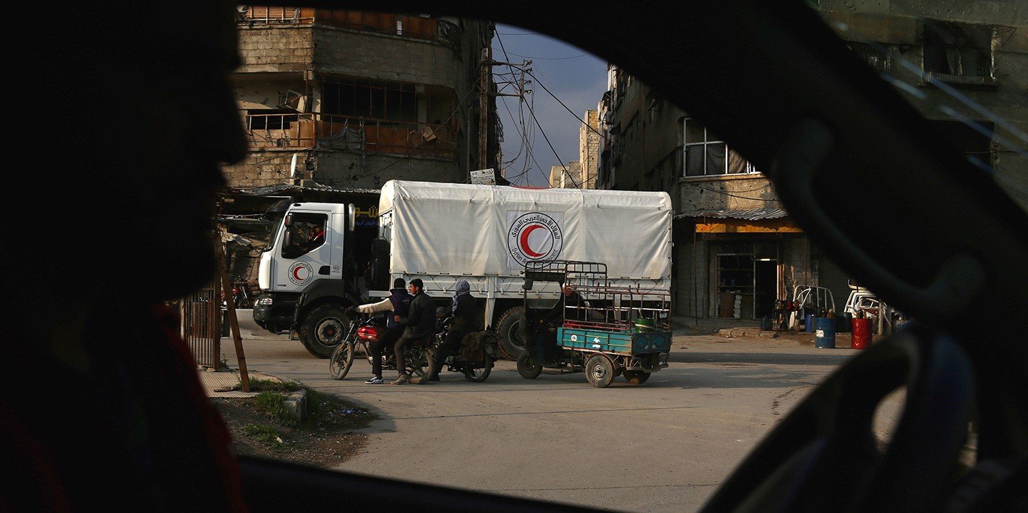 syrian red crescent, humanitarian aid syria