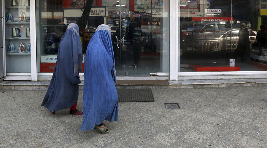 women in burqas