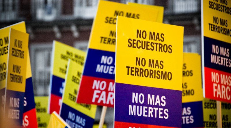 Click to enlarge Colombia No + FARC.
