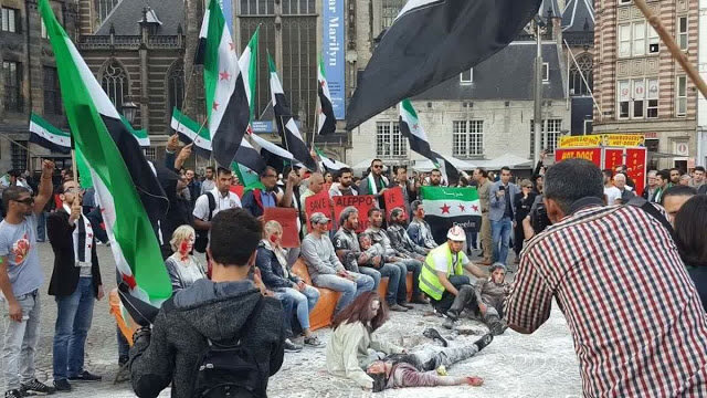 White helmet protest stage-3