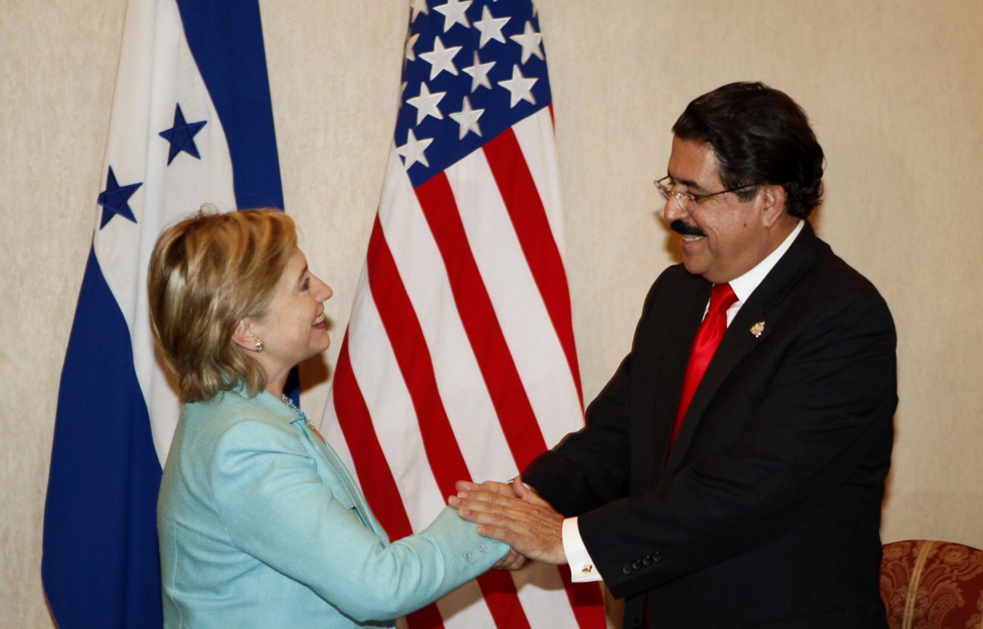Hillary Clinton and Manuel Zelaya