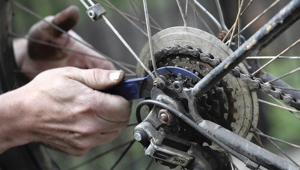 Click to enlarge bike repair