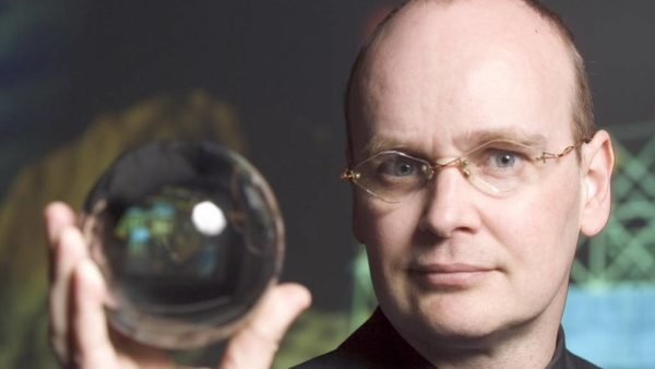 Click to enlarge Dr Ian Pearson