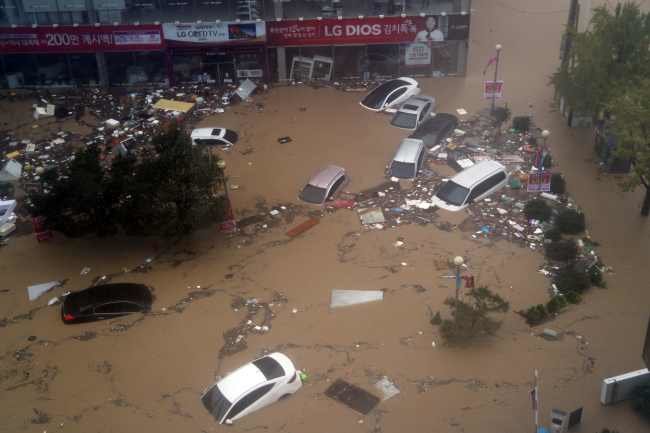 Click to enlarge Typhoon Chaba