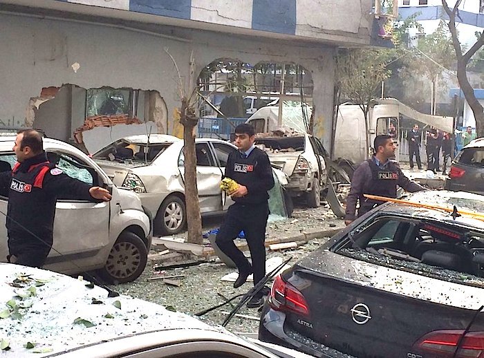 Click to enlarge istanbul blast