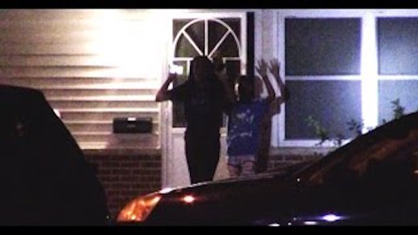illinois cops raid wrong home, De'Ana brown cop raid