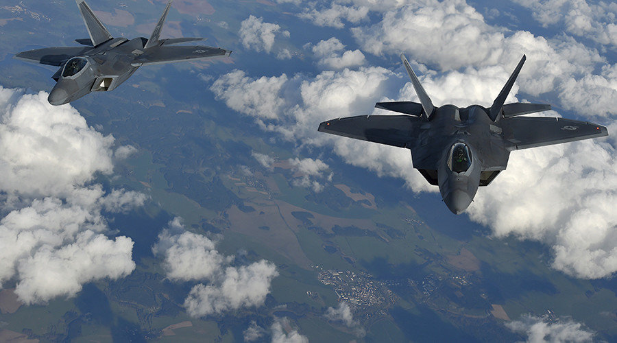 Click to enlarge US F-22 fighter jet