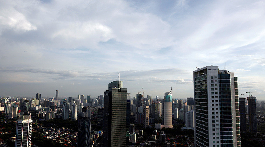 Darren Whiteside/Reuters