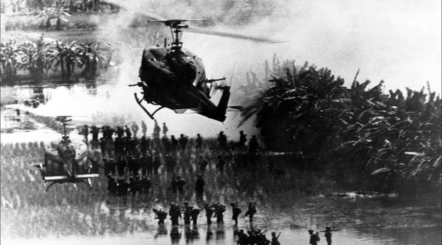 American helicopters protect soldiers in Vietnam war
