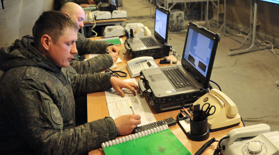 Russian soldiers with computers