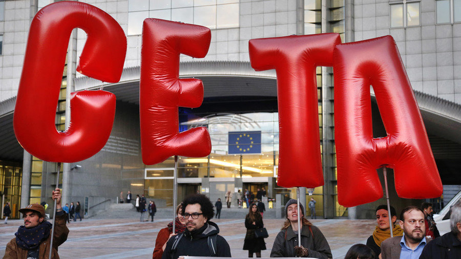 Click to enlarge CETA ballons