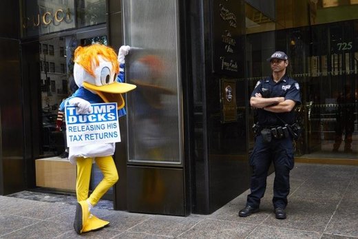 trump duck