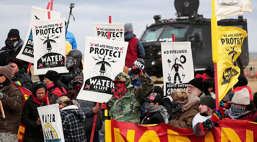 Click to enlarge Dakota Access Pipeline protesters