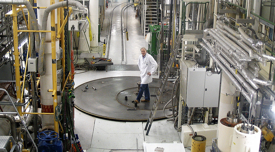 The reactor hall of the Halden Reactor
