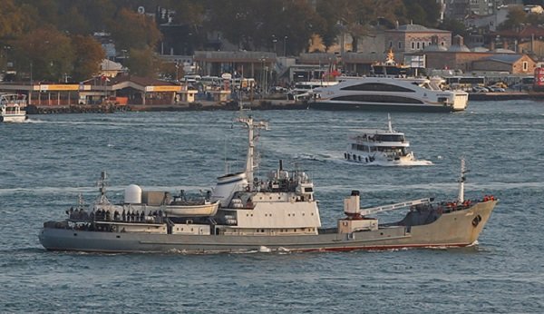 Click to enlarge Russian navy reconnaissance ship Liman