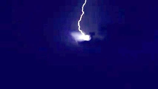 Lightning strike meteor