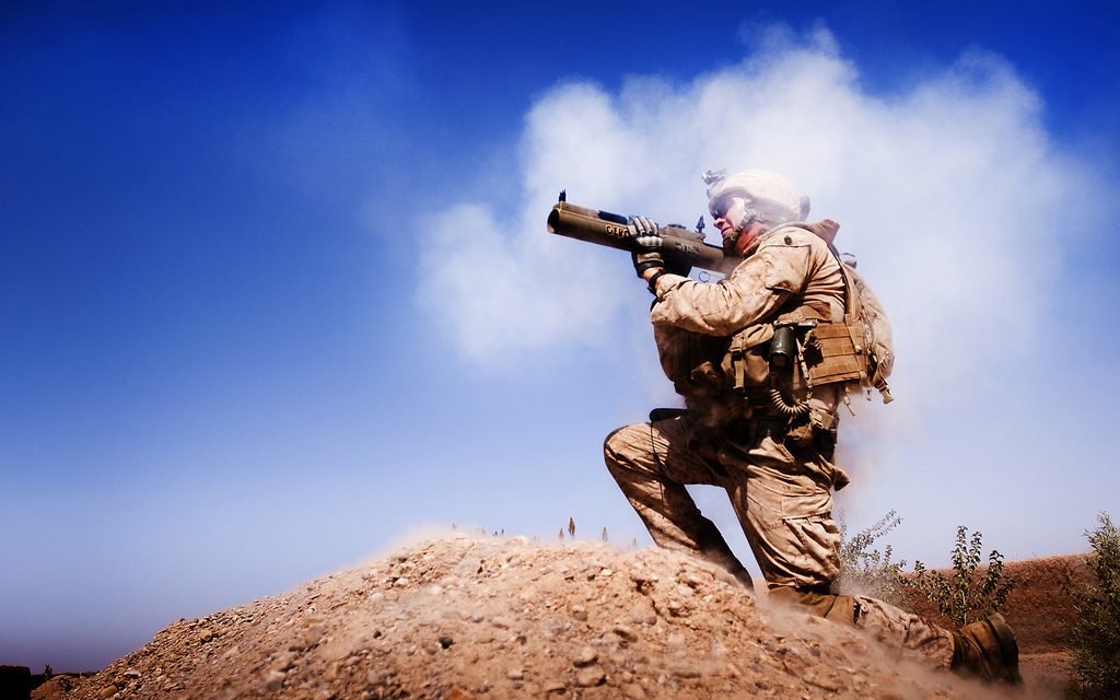US soldier firing manpad