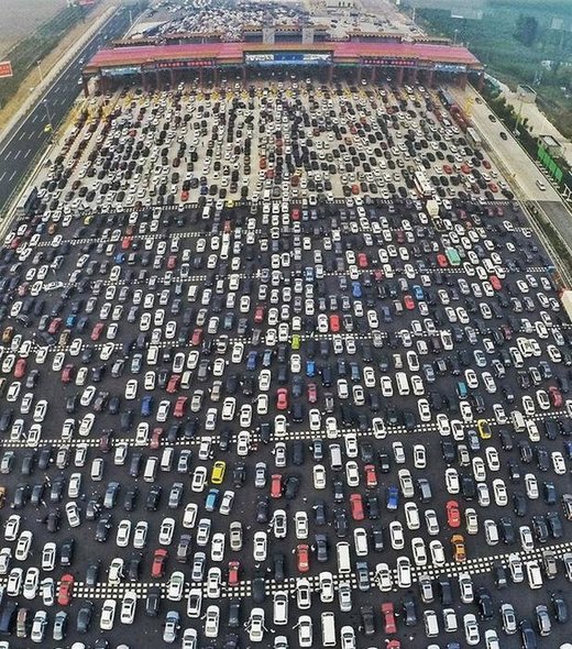 Click to enlarge Congested Chinese Highway