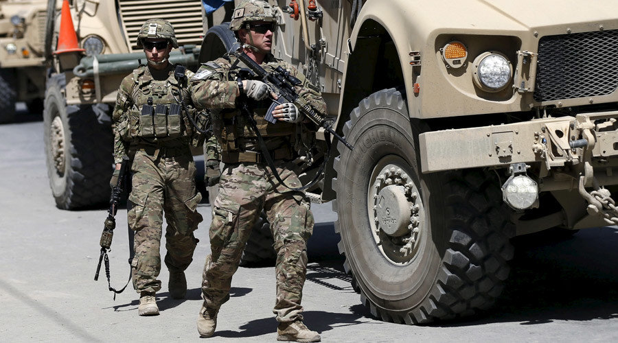 Click to enlarge US soldiers