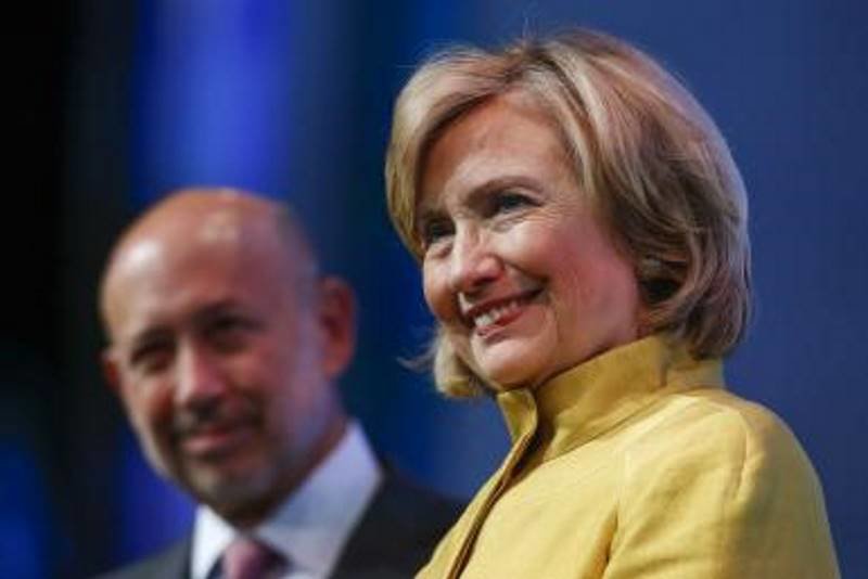 clinton smug