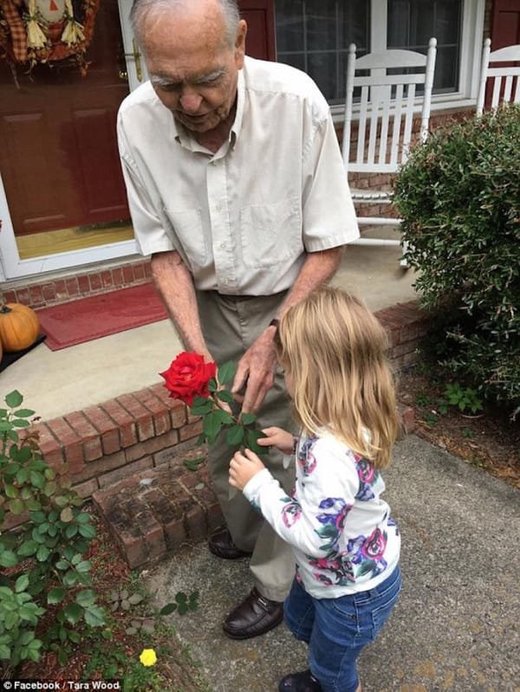 Click to enlarge Girl befriends old man
