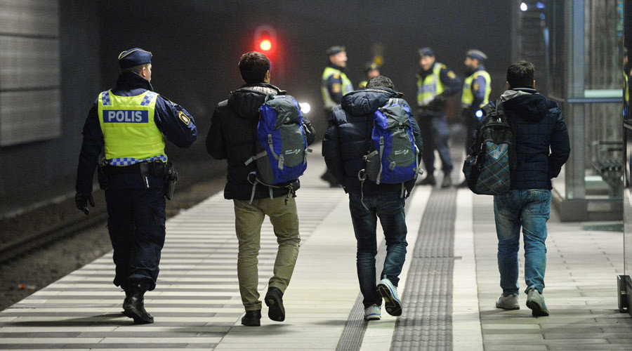 Click to enlarge Swedish refugees