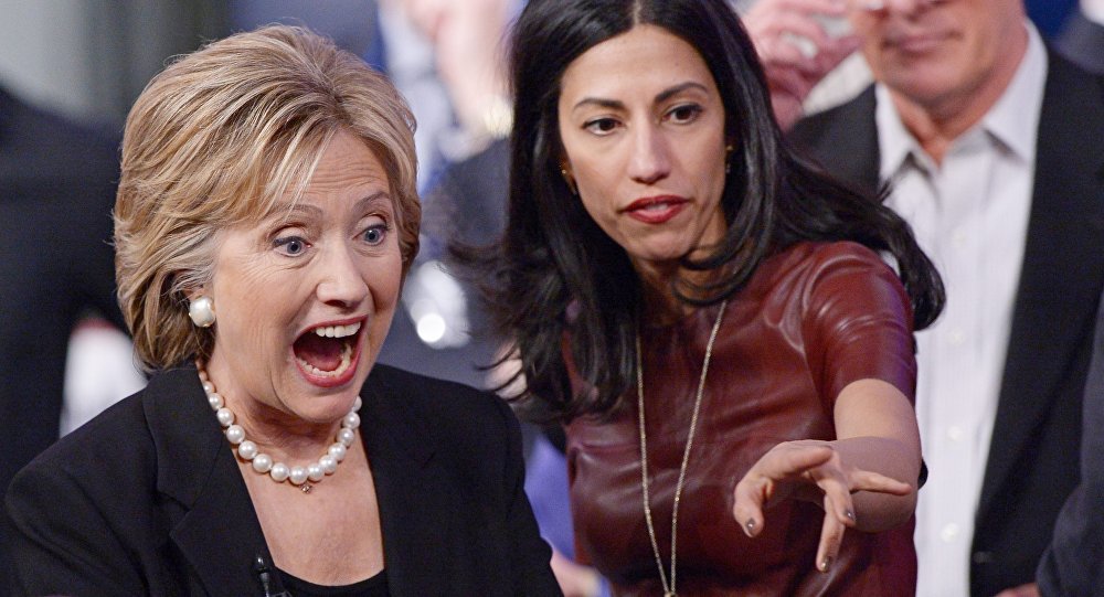 Click to enlarge Hillary Clinton with Huma Abedin