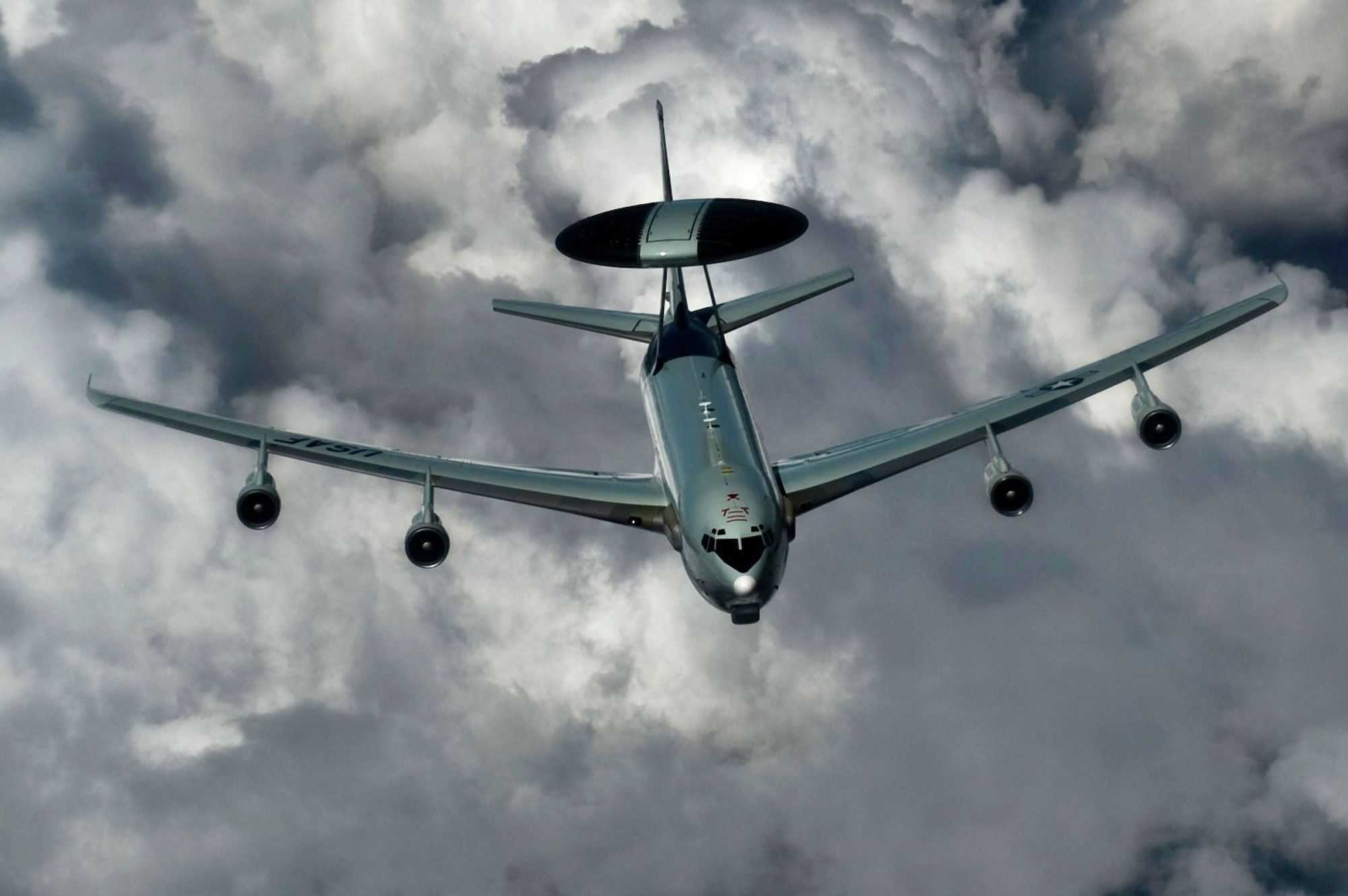 Click to enlarge An E-3 Sentry with the US Air Force